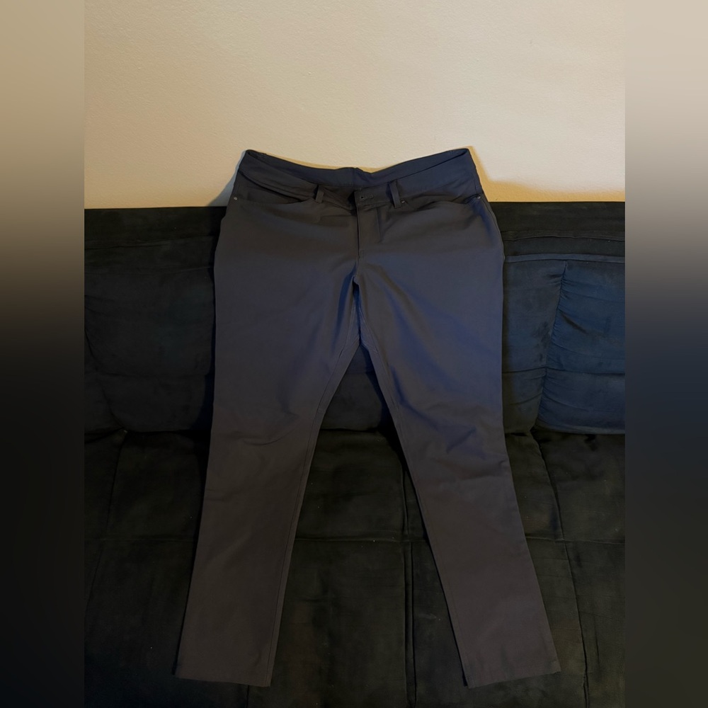 Lululemon Men’s ABC Pants size 33/32 Dark Grey Obsidian